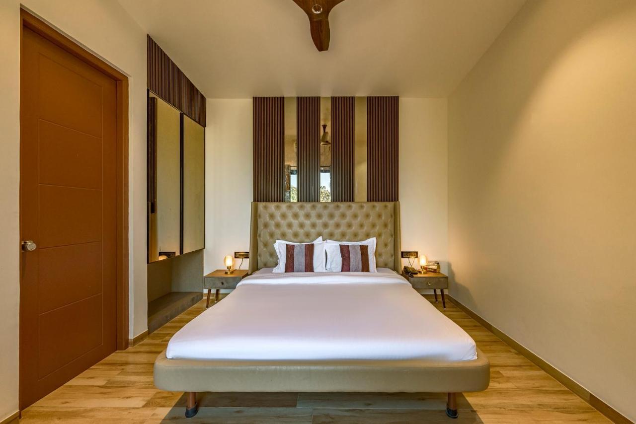 Saffronstays Harrier Crest, Lonavala - A Frame Villa With Bathtub Serving Delicious Veg Food المظهر الخارجي الصورة